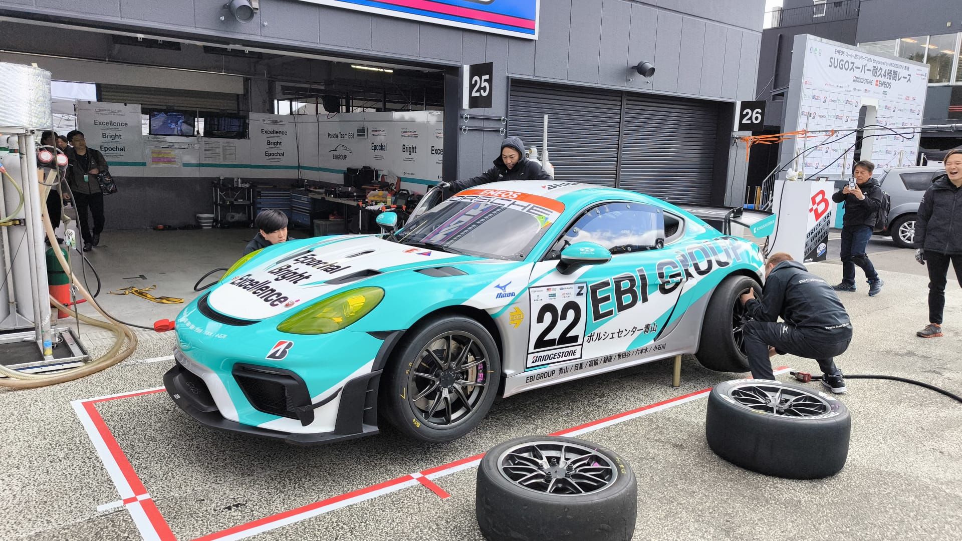 Porsche Team EBI